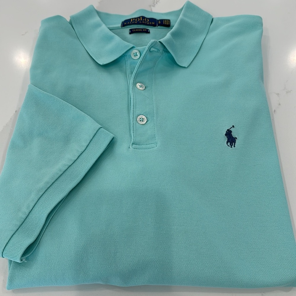 Ralph Lauren mens Polo, classic fit, large, 24” pit to pit, 28 1/2 top-bottom.